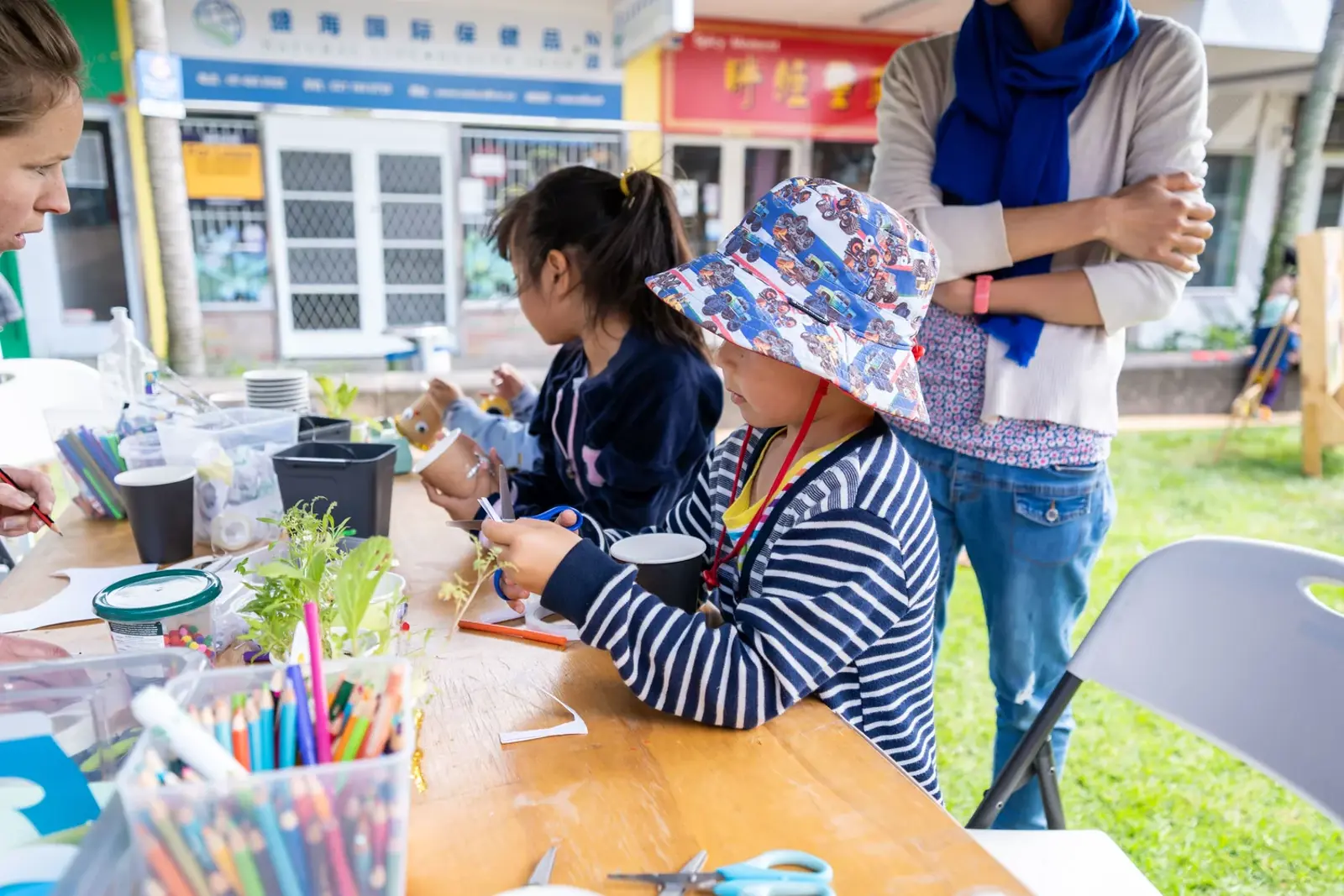 Kids Take Part In Northcote Easter Treasure Hunt8